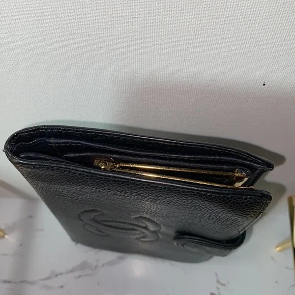 Authentic Chanel Classic n Black Caviar Leather Cc French Kisslock Wallet - Picture 14 of 17